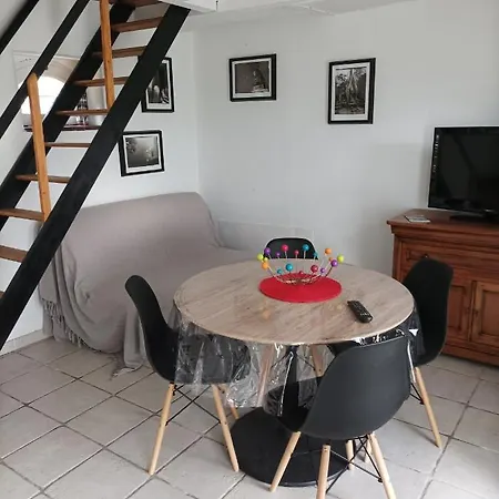 Maisonnette En Campagne 